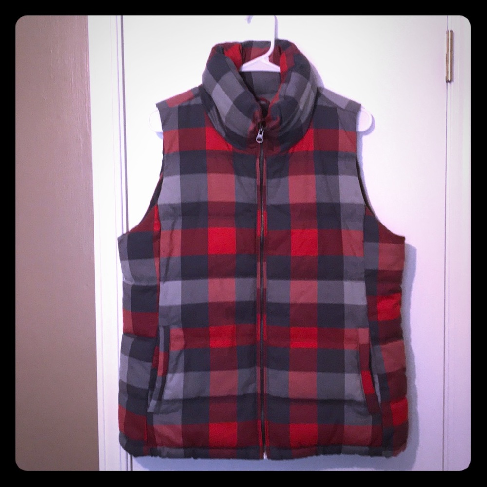Plaid puffy vest